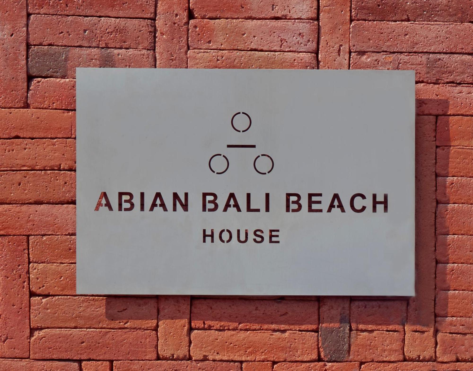 Abian Kapas Beach House Selemadeg Exteriör bild