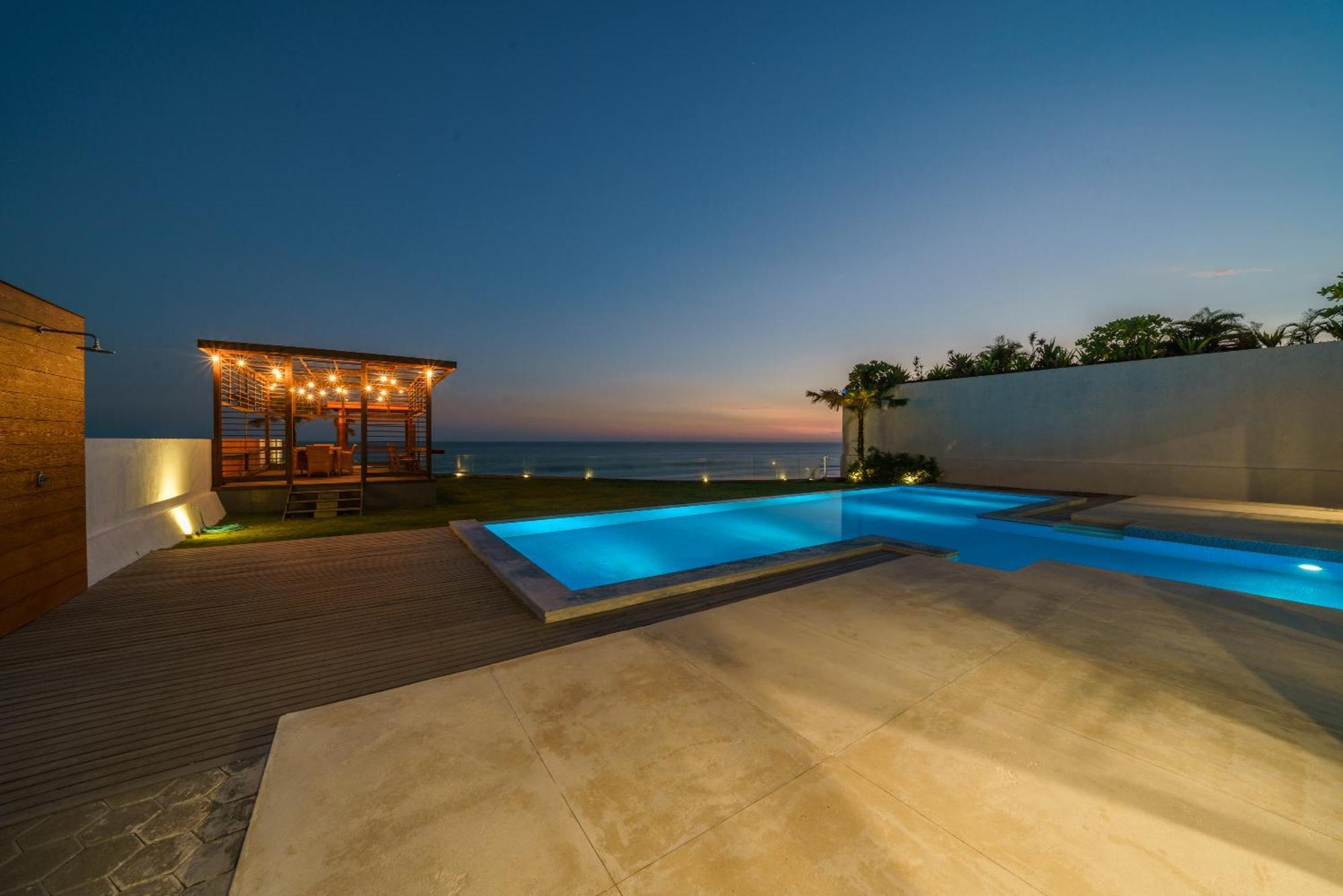 Abian Kapas Beach House Selemadeg Exteriör bild